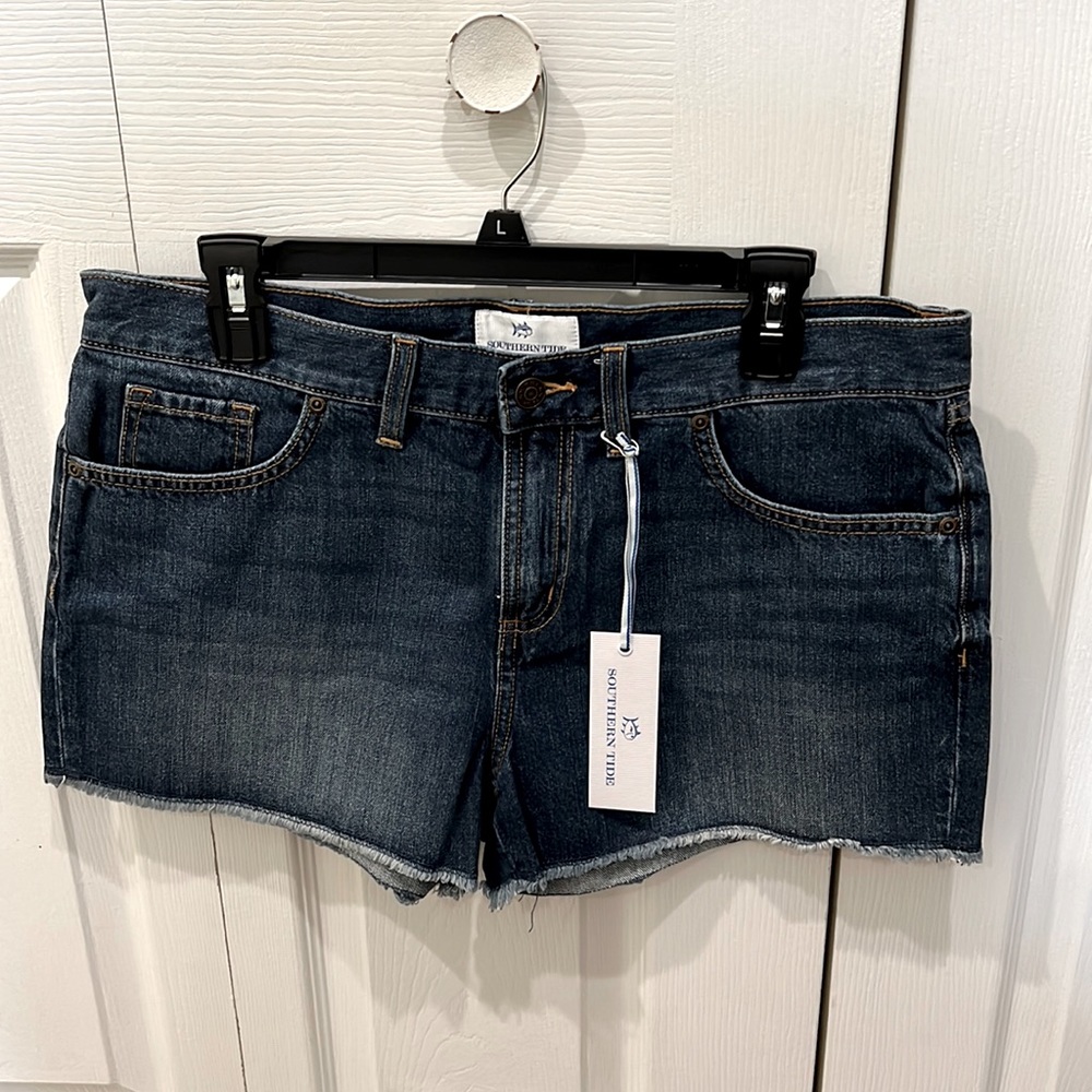 Southern Tide Short